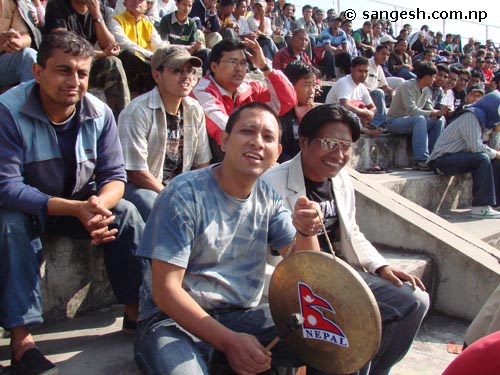 nepalifan4.jpg